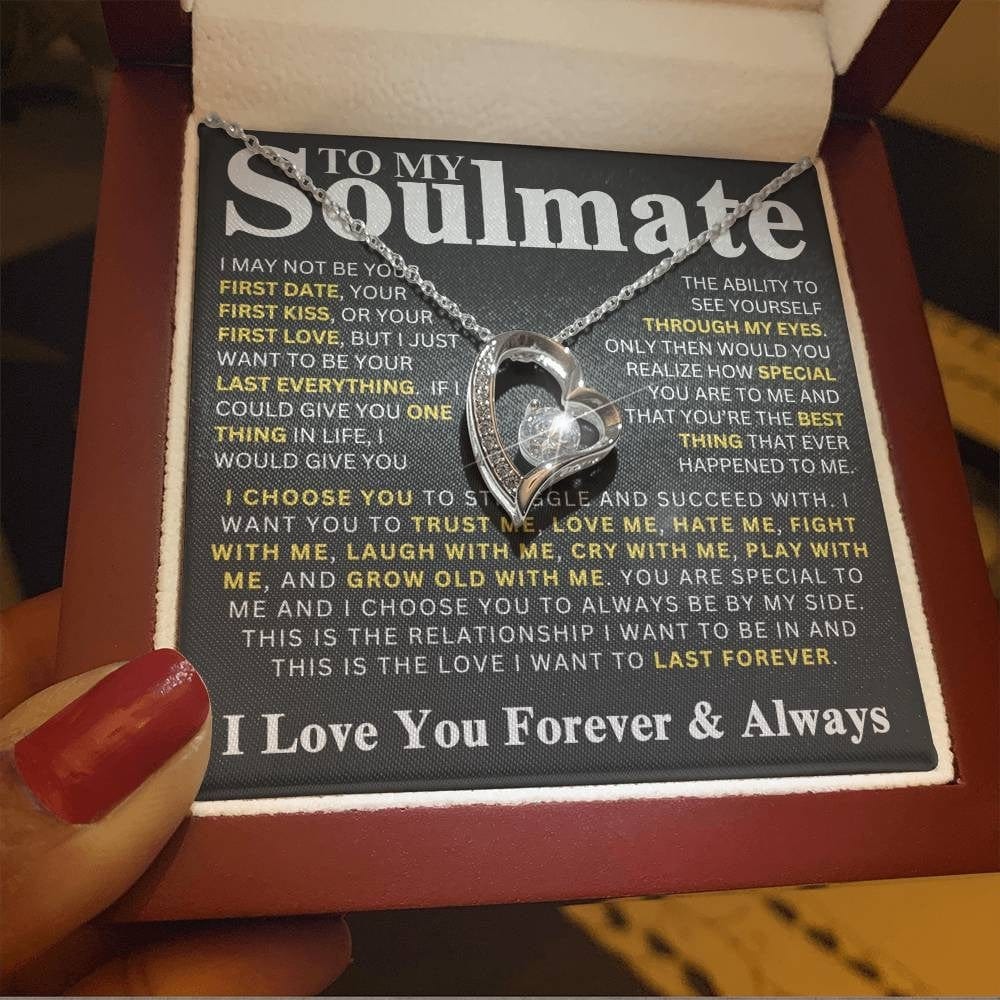 Endless Love: Heart Necklace Gift Set for Soulmate