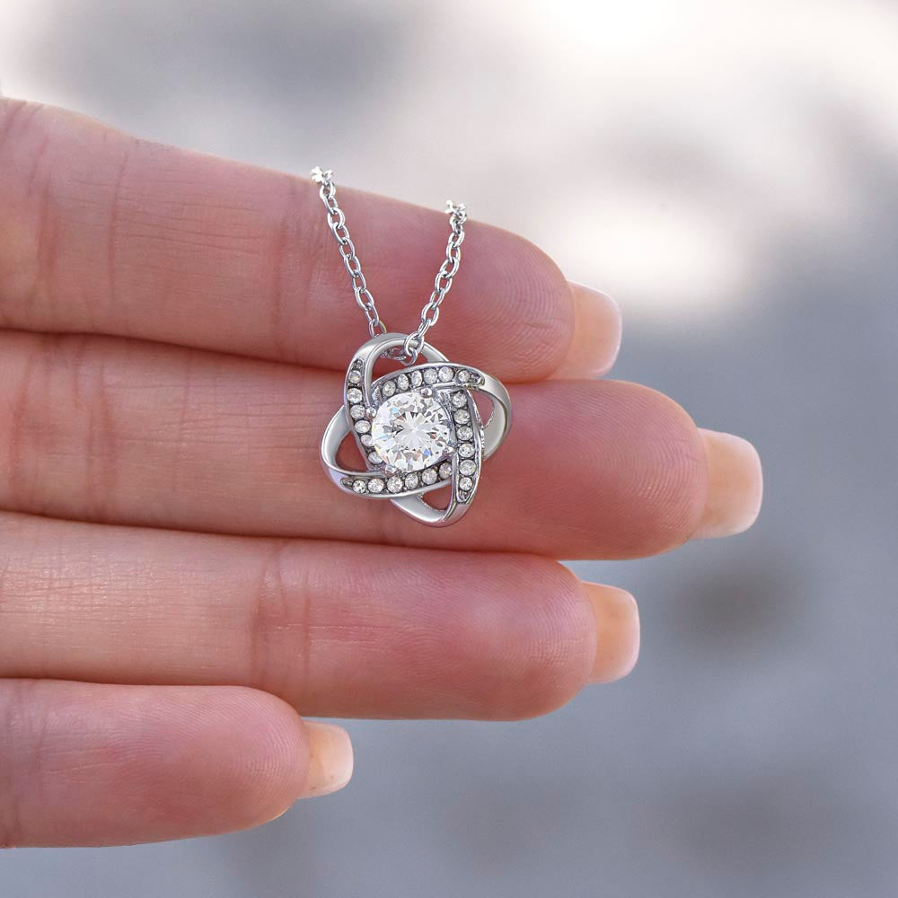 Old Lion's Love: Necklace Gift Set for Daughter